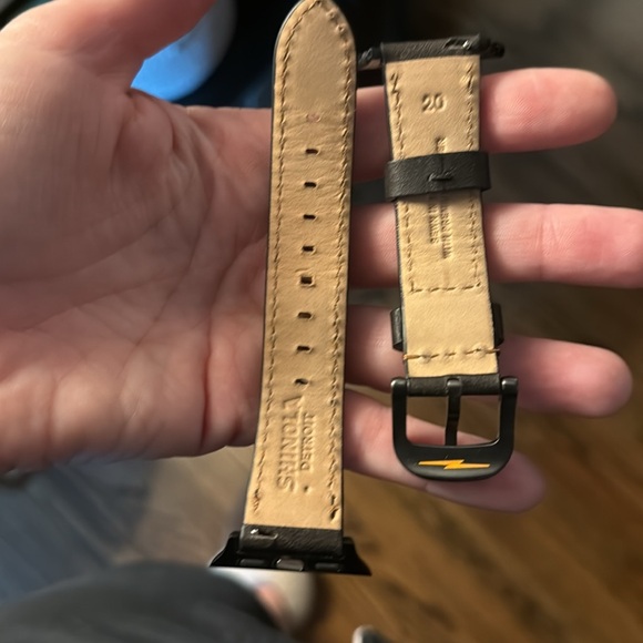 Shinola Leather Strap Apple Watch Band - Picture 2 of 4